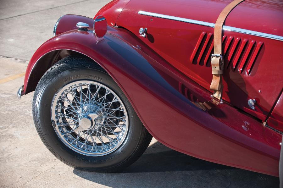 Колеса Morgan Plus 4 Drophead Coupe 1954 года  (фото 8 из 18)